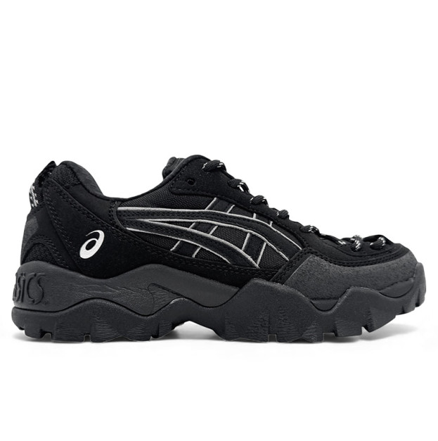 Asics Gel Pickax Triple Black 1203A746-001