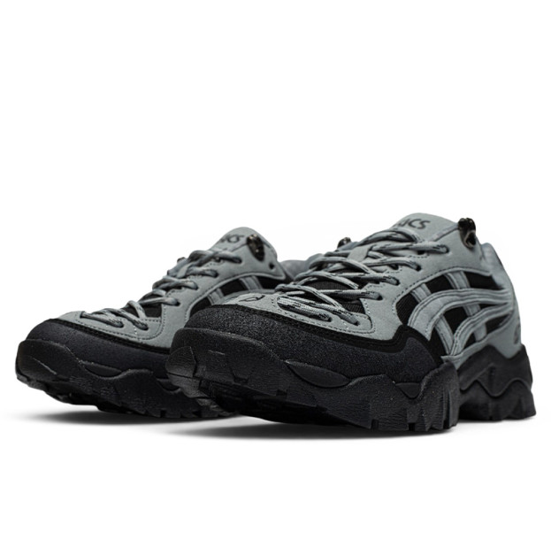 Asics Gel Pickax Grey Black